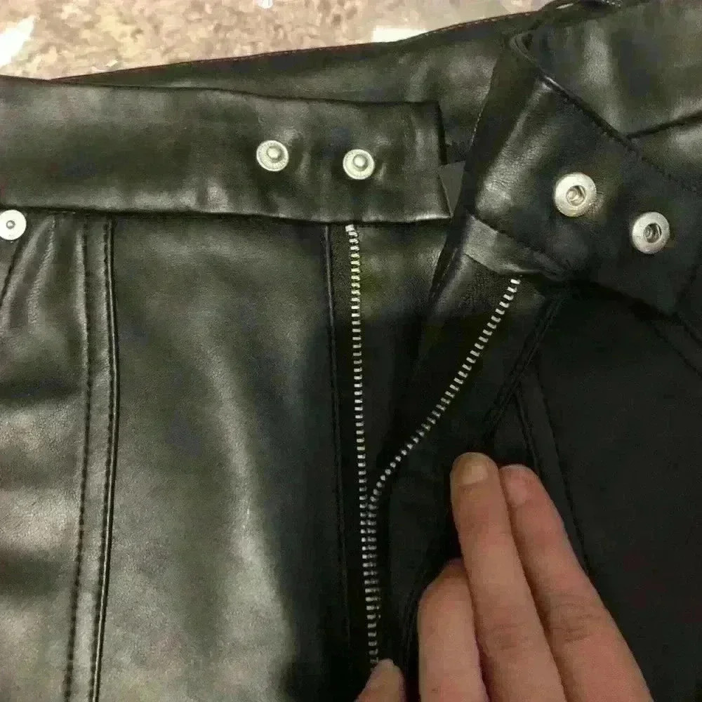 NWT Blank NYC Vegan leather pants - Picture 6 of 6